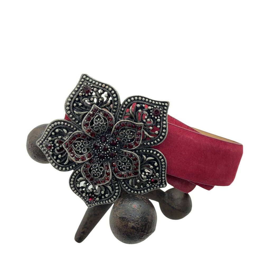 Express Women's Maroon Adjustable Chunky Floral Buckle Waist Belt size Small